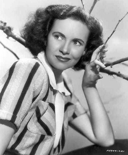 Teresa Wright at Reel Classics: Image Credits